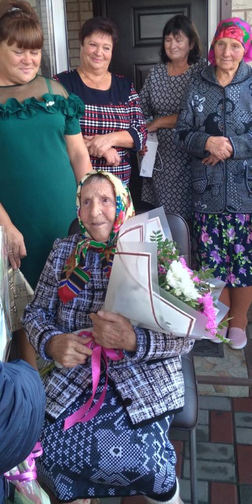 Ветерану ВОВ, труженику тыла Лазаревой Татьяне Ивановне исполнилось  90 лет.